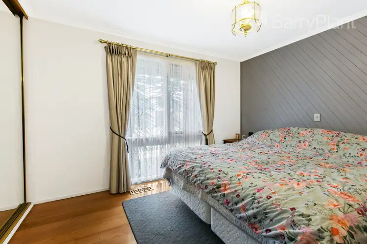 Fifth view of Homely house listing, 8 Magnolia Avenue, Kings Park VIC 3021