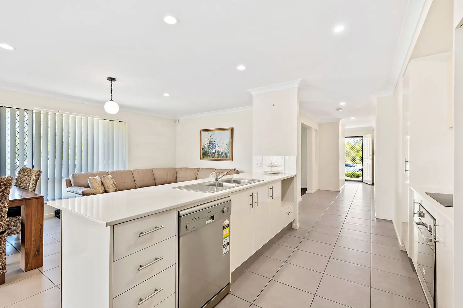 Main view of Homely house listing, 2 Lachlan Lane, Hillcrest QLD 4118