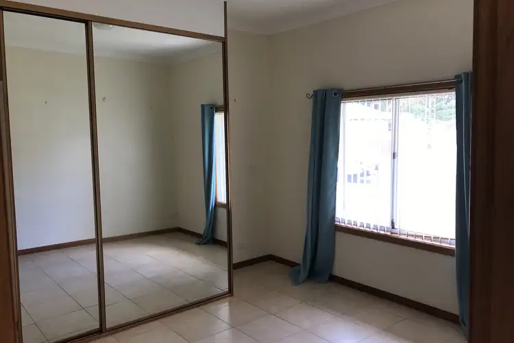 Fifth view of Homely unit listing, 2/28 Park Road, Corrimal NSW 2518