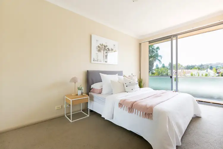 Third view of Homely apartment listing, 6/10-12 Golf Parade, Manly NSW 2095
