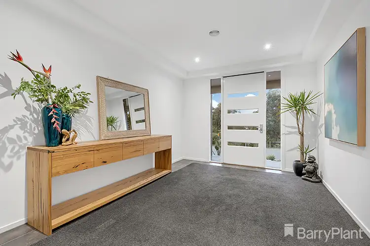 Second view of Homely house listing, 7 Edgecliffe Court, Bundoora VIC 3083