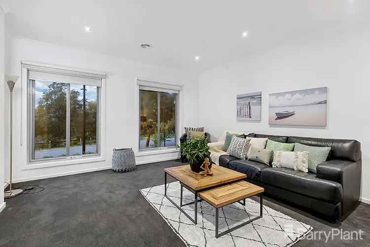 Third view of Homely house listing, 7 Edgecliffe Court, Bundoora VIC 3083