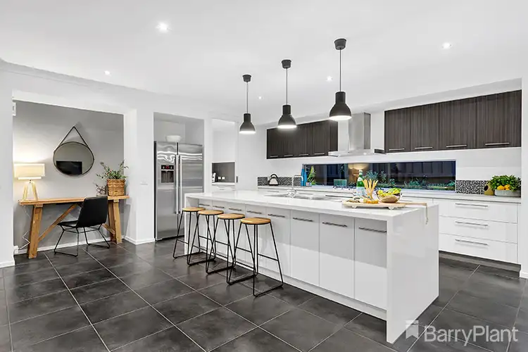 Fourth view of Homely house listing, 7 Edgecliffe Court, Bundoora VIC 3083