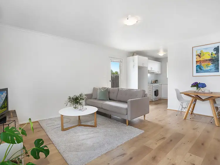 Main view of Homely unit listing, 6/1 Kinnordy Court, Hamlyn Heights VIC 3215
