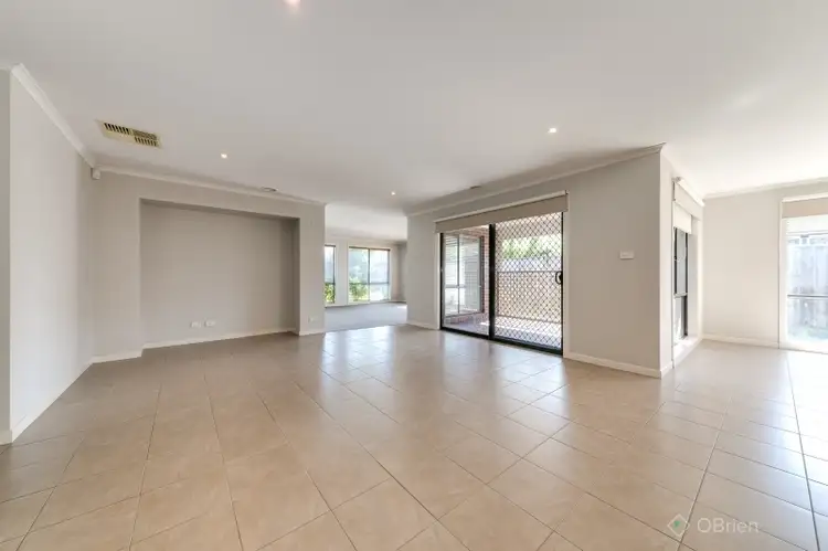 Fifth view of Homely house listing, 27 Flametree Circuit, Cranbourne VIC 3977