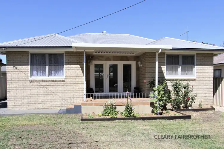 24 Durham Street, Bathurst NSW 2795