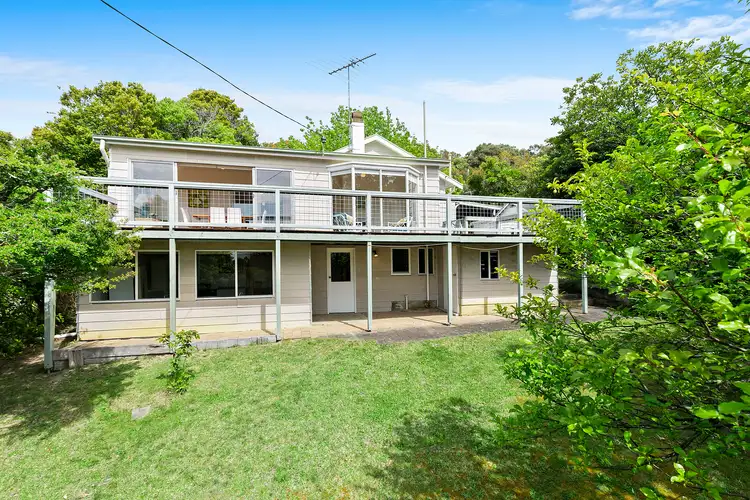 4 Neade Street, Lorne VIC 3232