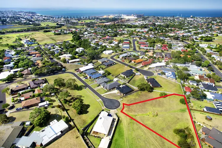 8 Wonderland Court, Portland VIC 3305
