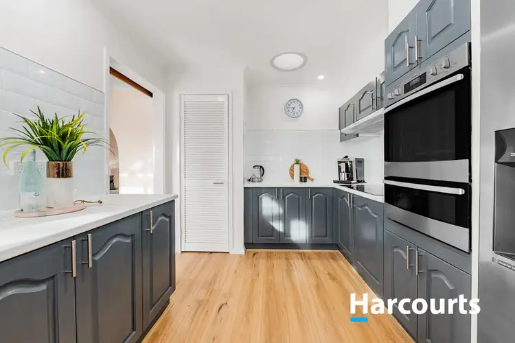 Second view of Homely house listing, 9 Wondalea Crescent, Wantirna VIC 3152