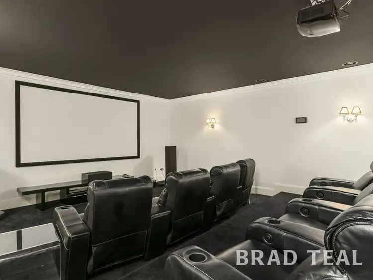 Fifth view of Homely house listing, 9 Balmanno Crescent, Strathmore VIC 3041