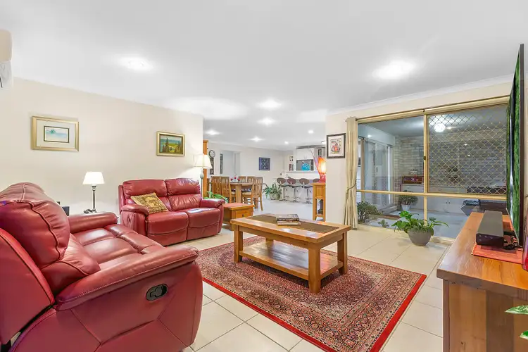 30 Church Road, Bellbowrie QLD 4070