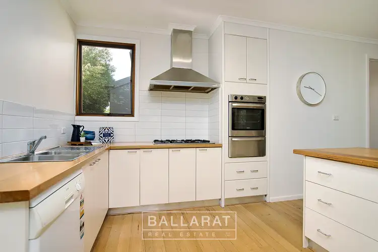 Fifth view of Homely house listing, 3 Paley Court, Alfredton VIC 3350