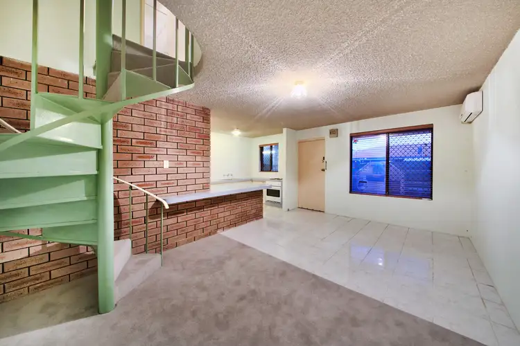 Sixth view of Homely townhouse listing, 2/246 Flinders Street, Yokine WA 6060