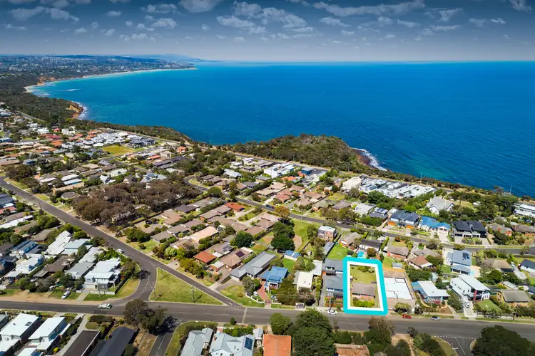 31 Strachans Road, Mornington VIC 3931