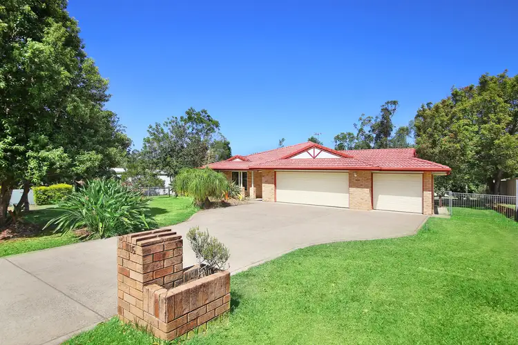 15 Newton Drive, Beerwah QLD 4519
