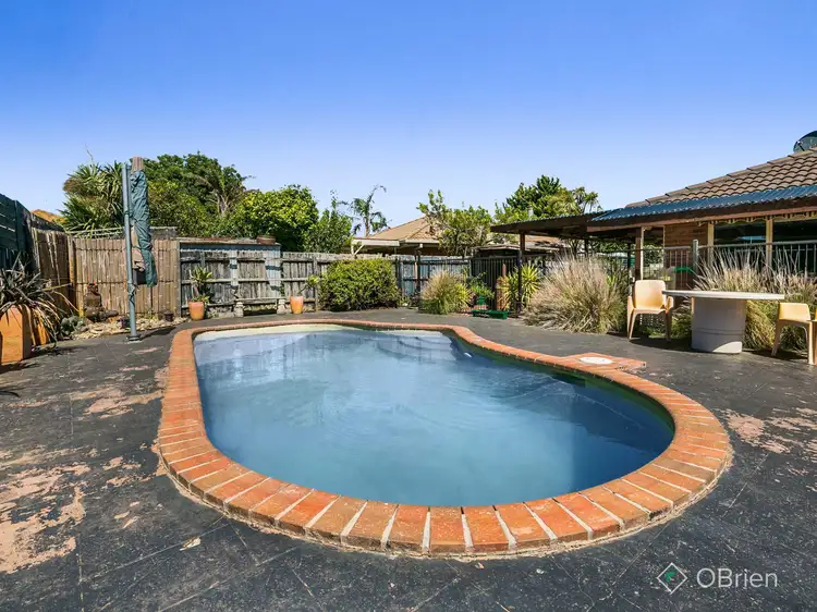 Third view of Homely house listing, 5 Streeton Court, Skye VIC 3977