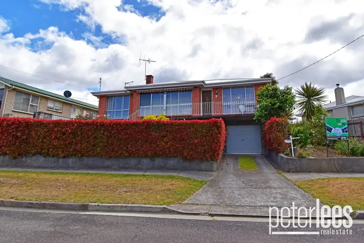 7 Crandon Crescent, Newnham TAS 7248