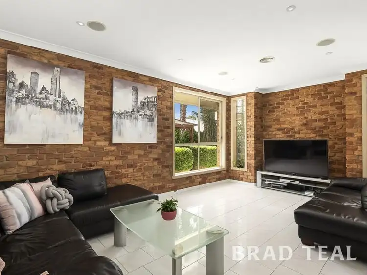 Fifth view of Homely house listing, 2 Nordic Avenue, Keilor Lodge VIC 3038