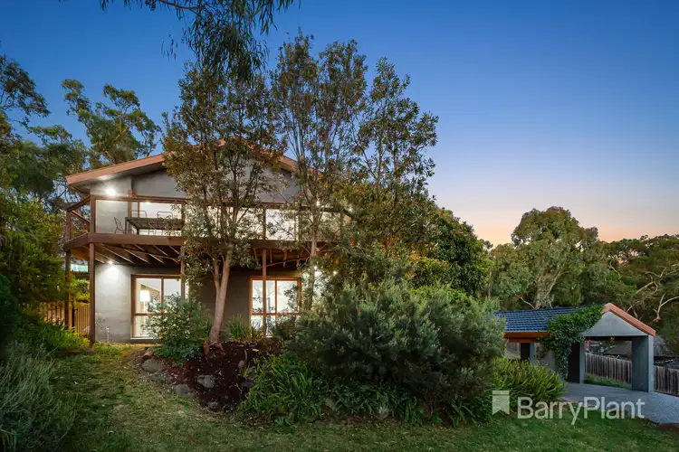 8 Stokes Place, Eltham VIC 3095
