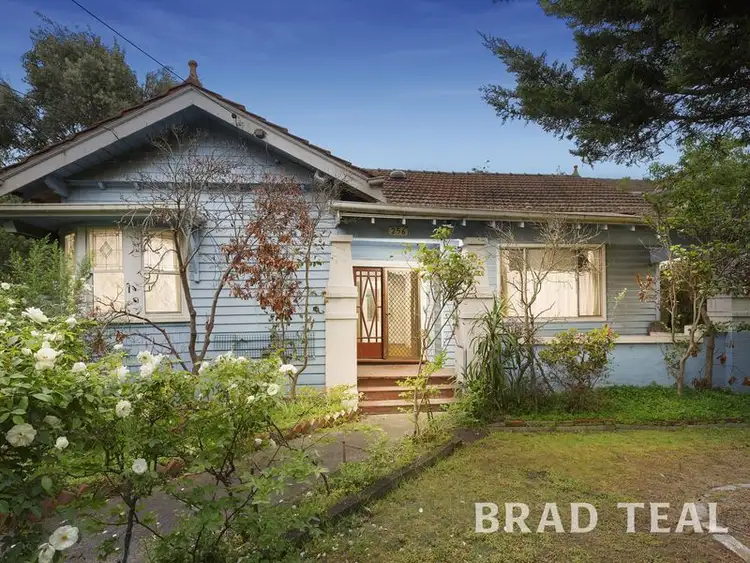 256 Woodland Street, Strathmore VIC 3041