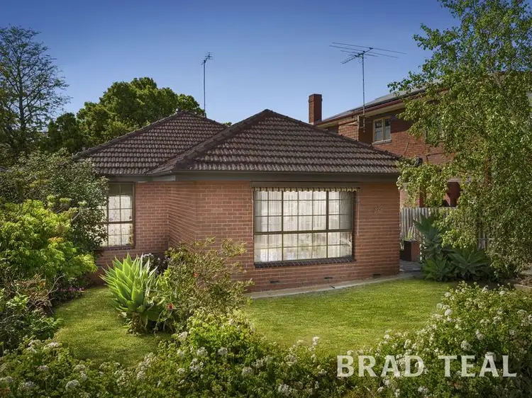 88 Deakin Street, Essendon VIC 3040