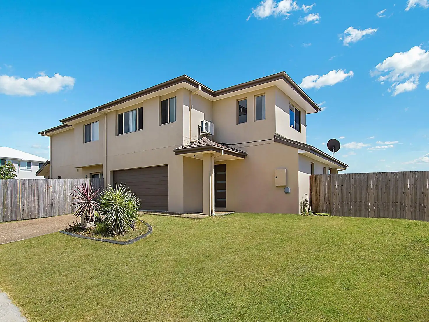 Main view of Homely semi-detached listing, 33 Gunther Avenue, Coomera QLD 4209
