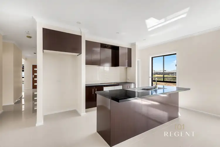 Third view of Homely house listing, 7 Daybreak Vista, Craigieburn VIC 3064