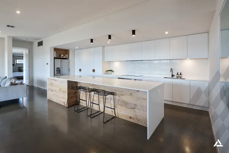 Third view of Homely house listing, 5 Manningham Court, Warragul VIC 3820