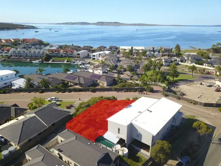 4 Bridge Crescent, Port Lincoln SA 5606