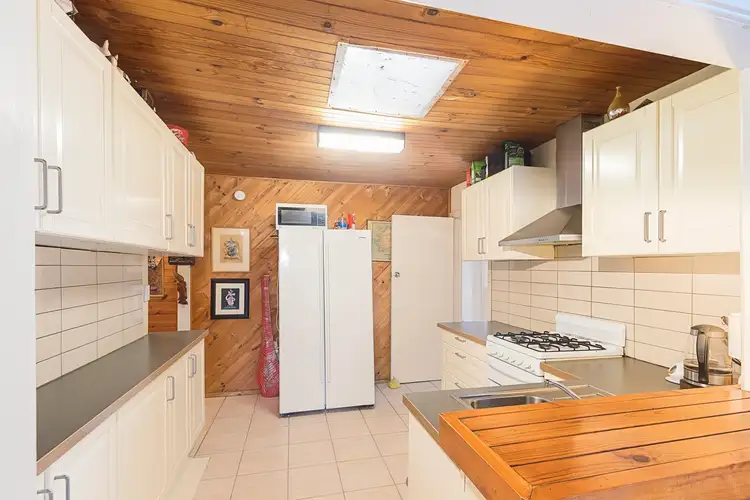 Fifth view of Homely house listing, 8 Ilma Grove, Bonbeach VIC 3196