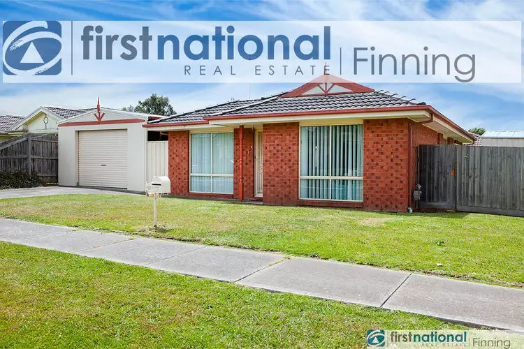 10 Greenbriar Way, Cranbourne West VIC 3977