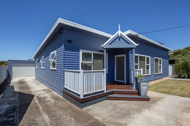 15 Middle Road, Devonport TAS 7310