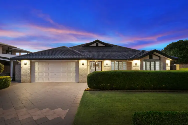 12 Hannah Circuit, Manly West QLD 4179