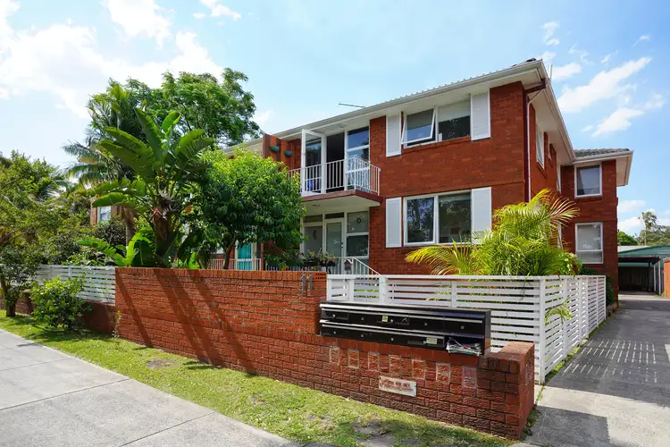 Sixth view of Homely apartment listing, 8/11 Grafton Crescent, Dee Why NSW 2099