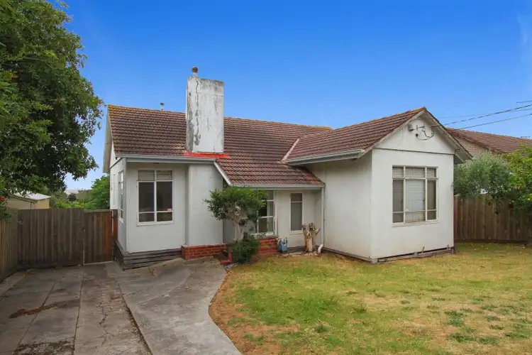 43 Summerhill Road, Reservoir VIC 3073