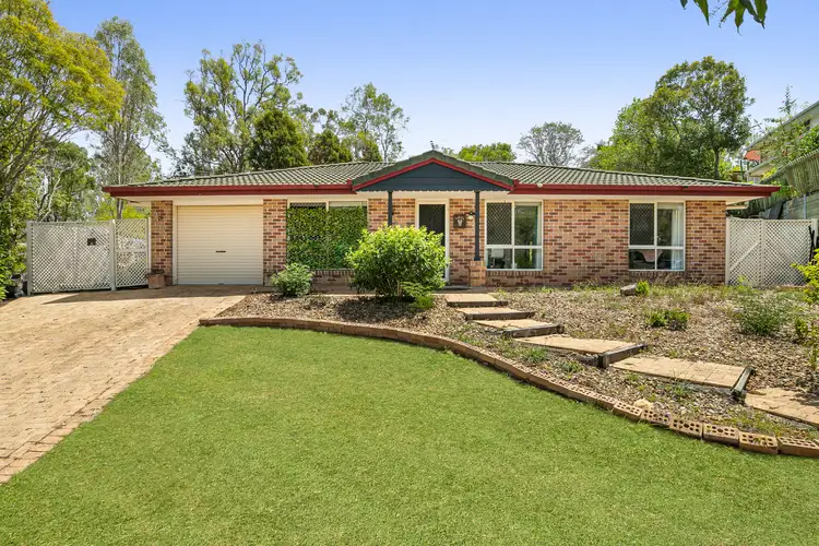 21 Pioneer Crescent, Bellbowrie QLD 4070