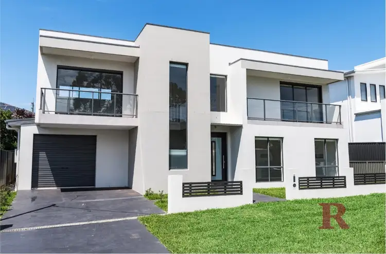 39 Karoola Crescent, Caringbah NSW 2229