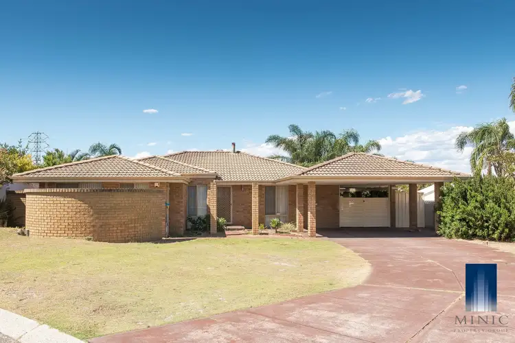 8 Harwood Rise, Leeming WA 6149