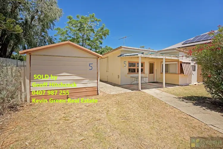 5 Gallop Street, Halls Head WA 6210