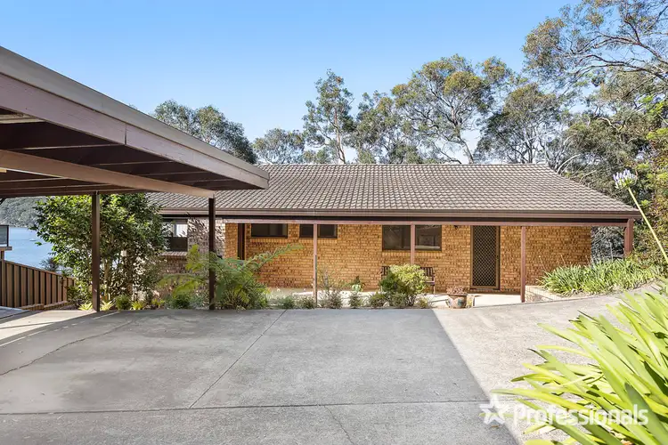 Fourth view of Homely house listing, 7 Stuart Close, Illawong NSW 2234