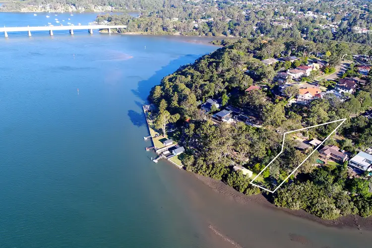 Fifth view of Homely house listing, 7 Stuart Close, Illawong NSW 2234