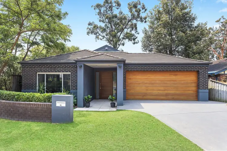 10 Forest Glen Way, Menai NSW 2234