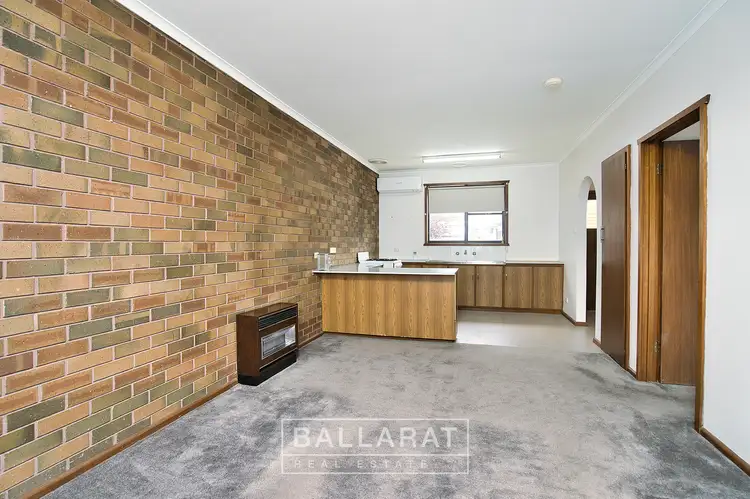 Fourth view of Homely unit listing, 3/21-23 Longley Street, Alfredton VIC 3350