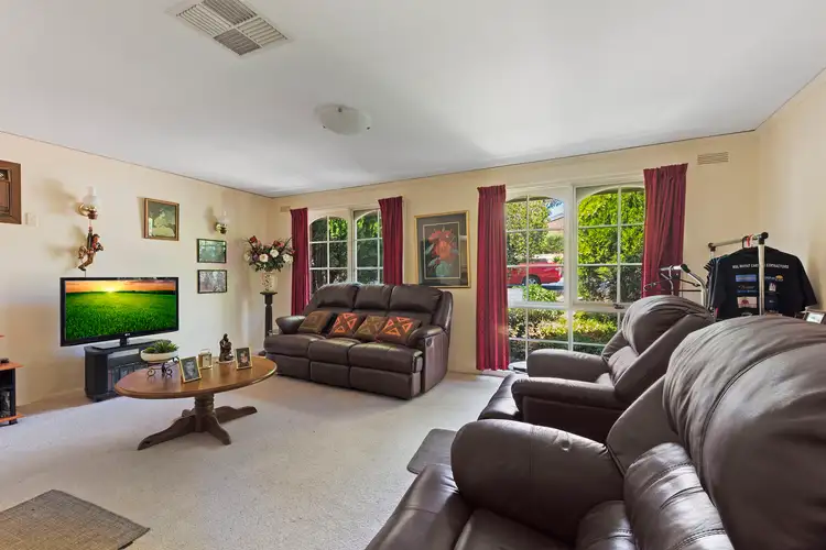 Second view of Homely house listing, 6 Albert Avenue, Strathdale VIC 3550