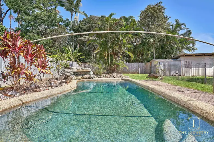 18 Cambrian Avenue, Smithfield QLD 4878