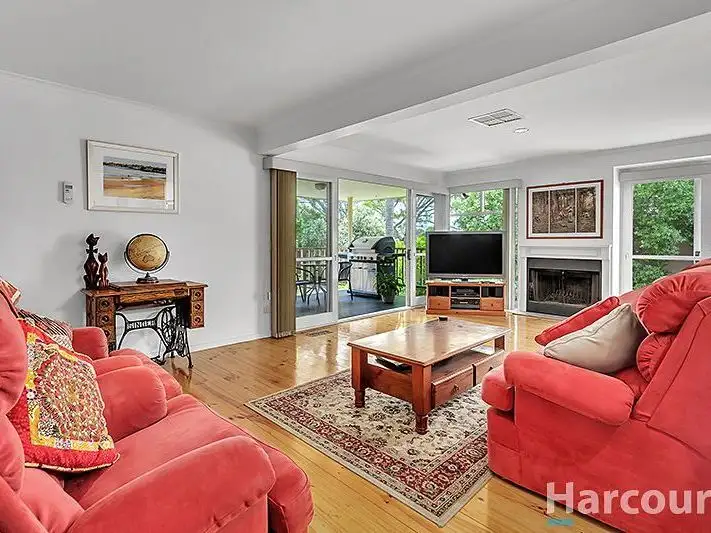 29 Lomond Drive, Glen Waverley VIC 3150