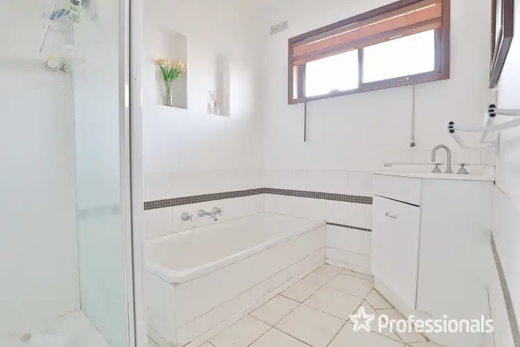 Fifth view of Homely house listing, 20 Eulinga Drive, Mildura VIC 3500