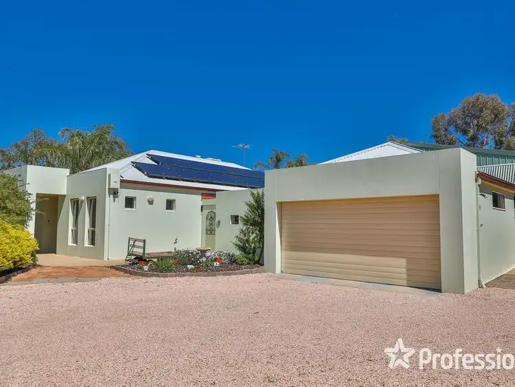 658 Cureton Avenue, Nichols Point VIC 3501