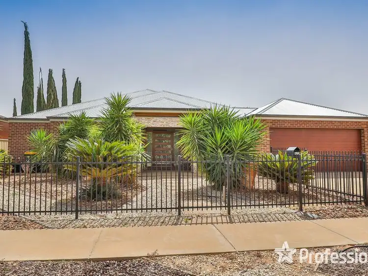 Main view of Homely house listing, 521 Walnut Avenue, Mildura VIC 3500