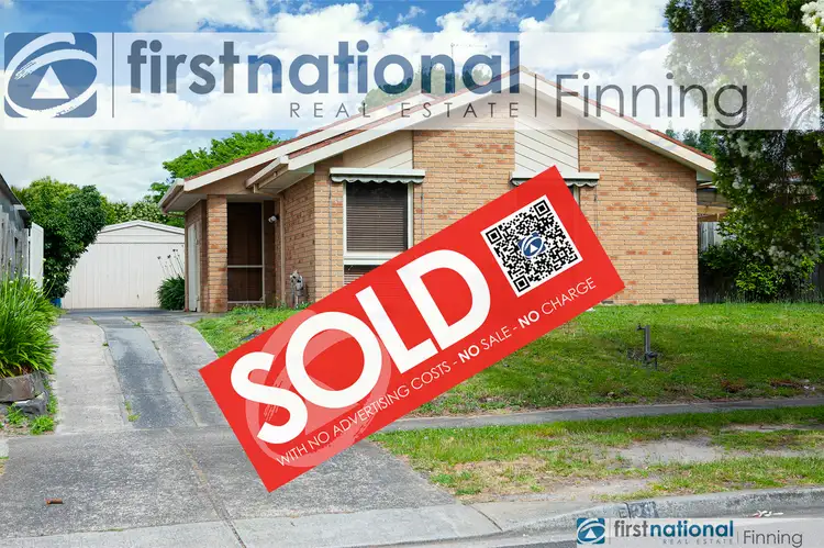 29 Lansell Drive, Cranbourne North VIC 3977